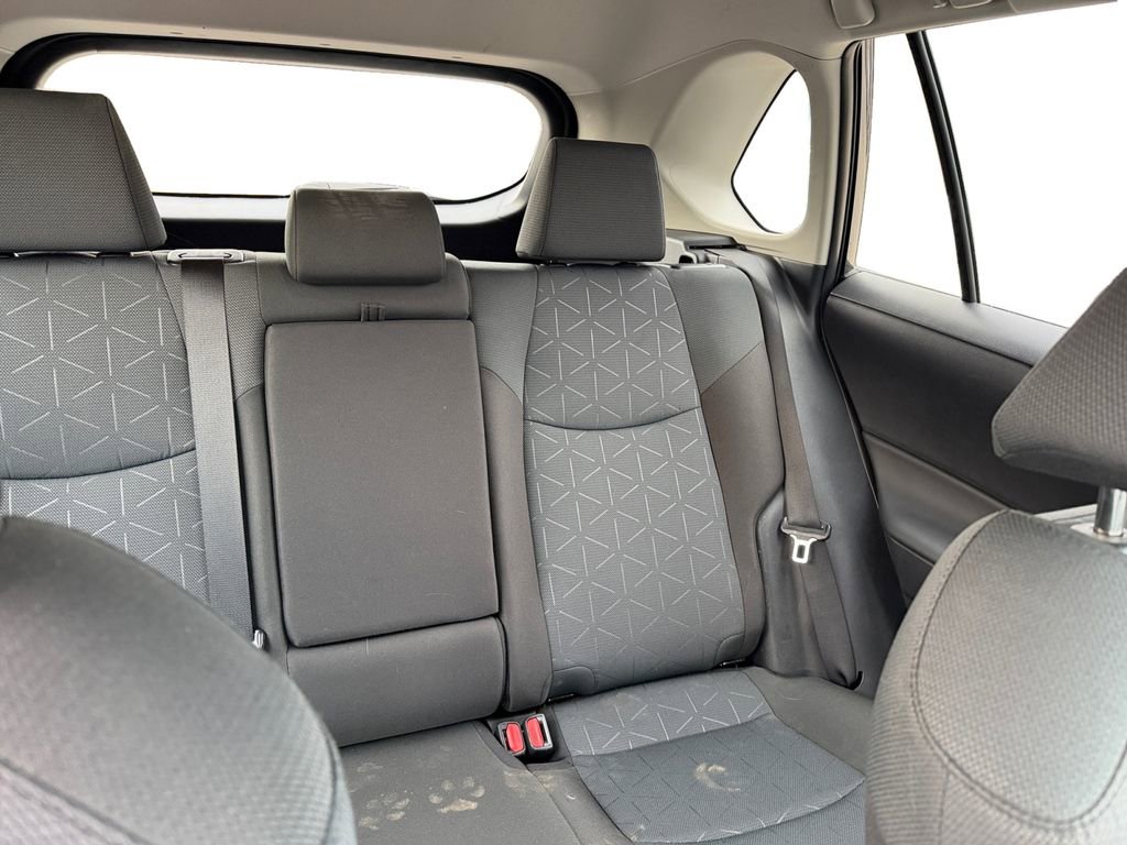 Used 2025 Toyota RAV4 XLE image 18