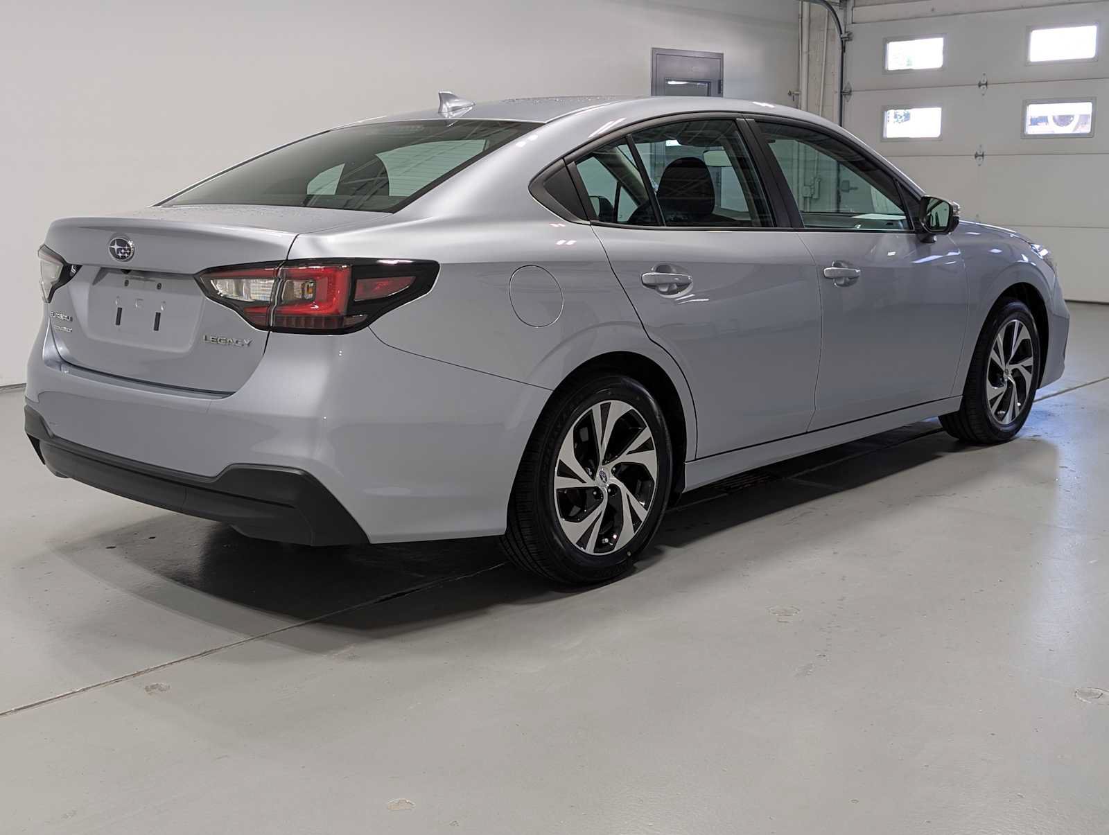 Used 2024 Subaru Legacy Premium AWD/4WD image 8