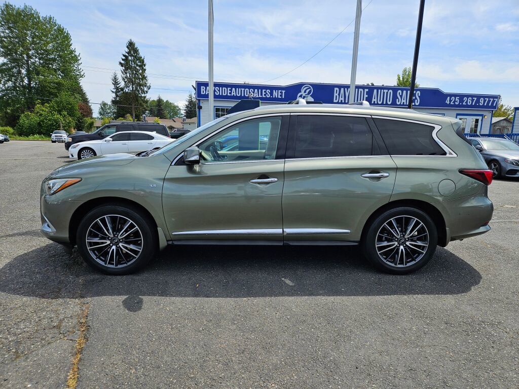Used 2016 INFINITI QX60 Luxe w/ Deluxe Technology Package AWD/4WD image 2