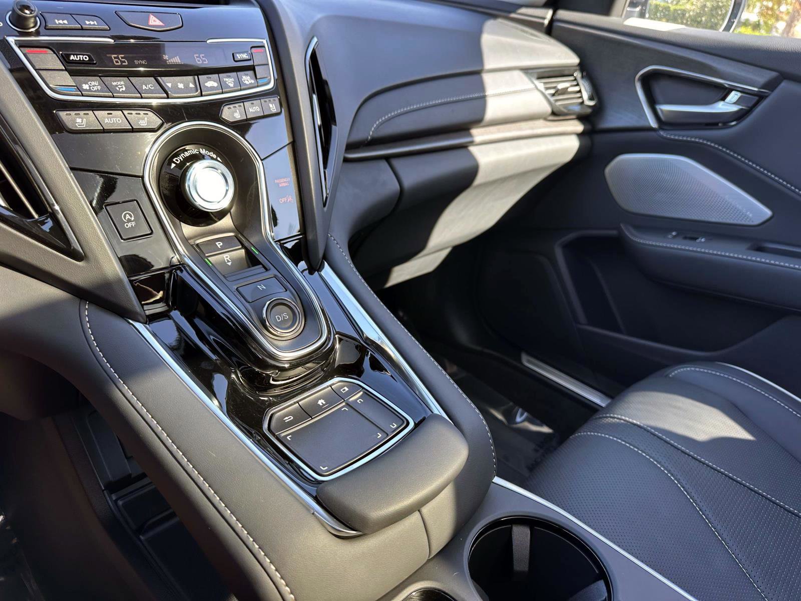 Used 2025 Acura RDX SH-AWD w/ Advance Package image 21