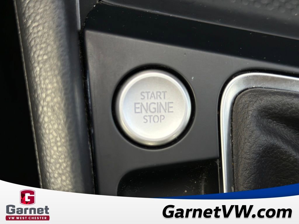 Certified 2024 Volkswagen Jetta SE image 34