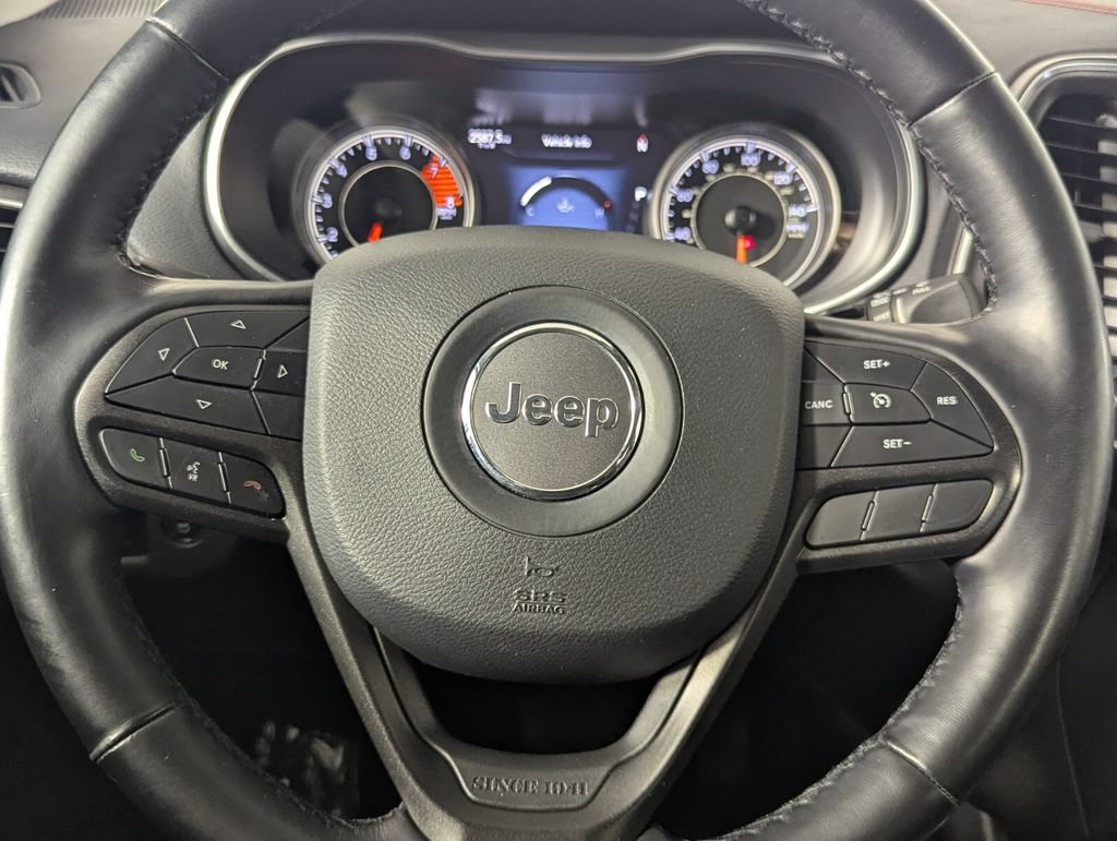 Used 2021 Jeep Cherokee Trailhawk w/ Sun, Sound & Nav Group AWD/4WD image 16