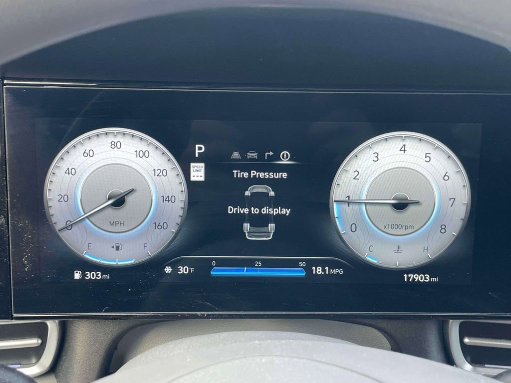 Certified 2024 Hyundai Elantra SEL image 23