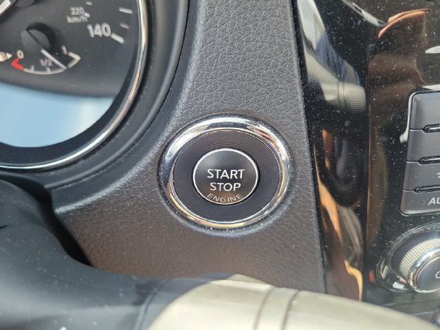 Certified 2021 Nissan Rogue Sport SV w/ Technology Package FWD image 27