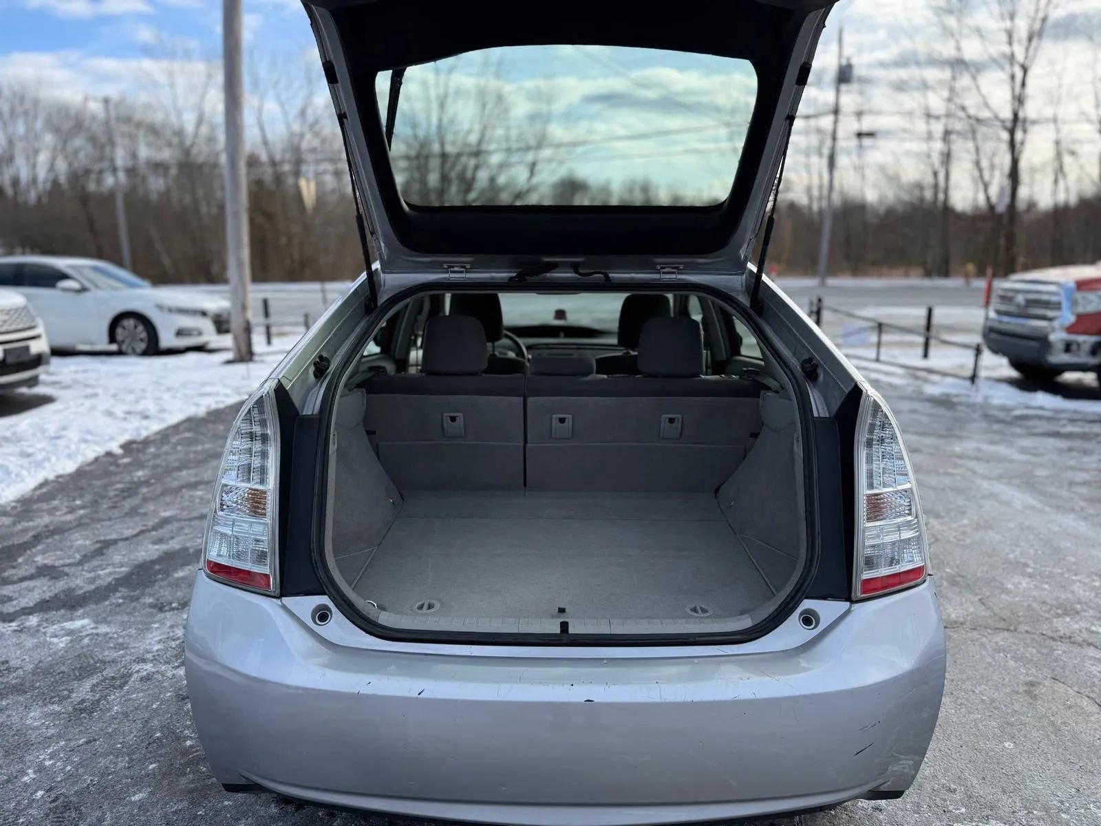 Used 2011 Toyota Prius Two FWD image 8