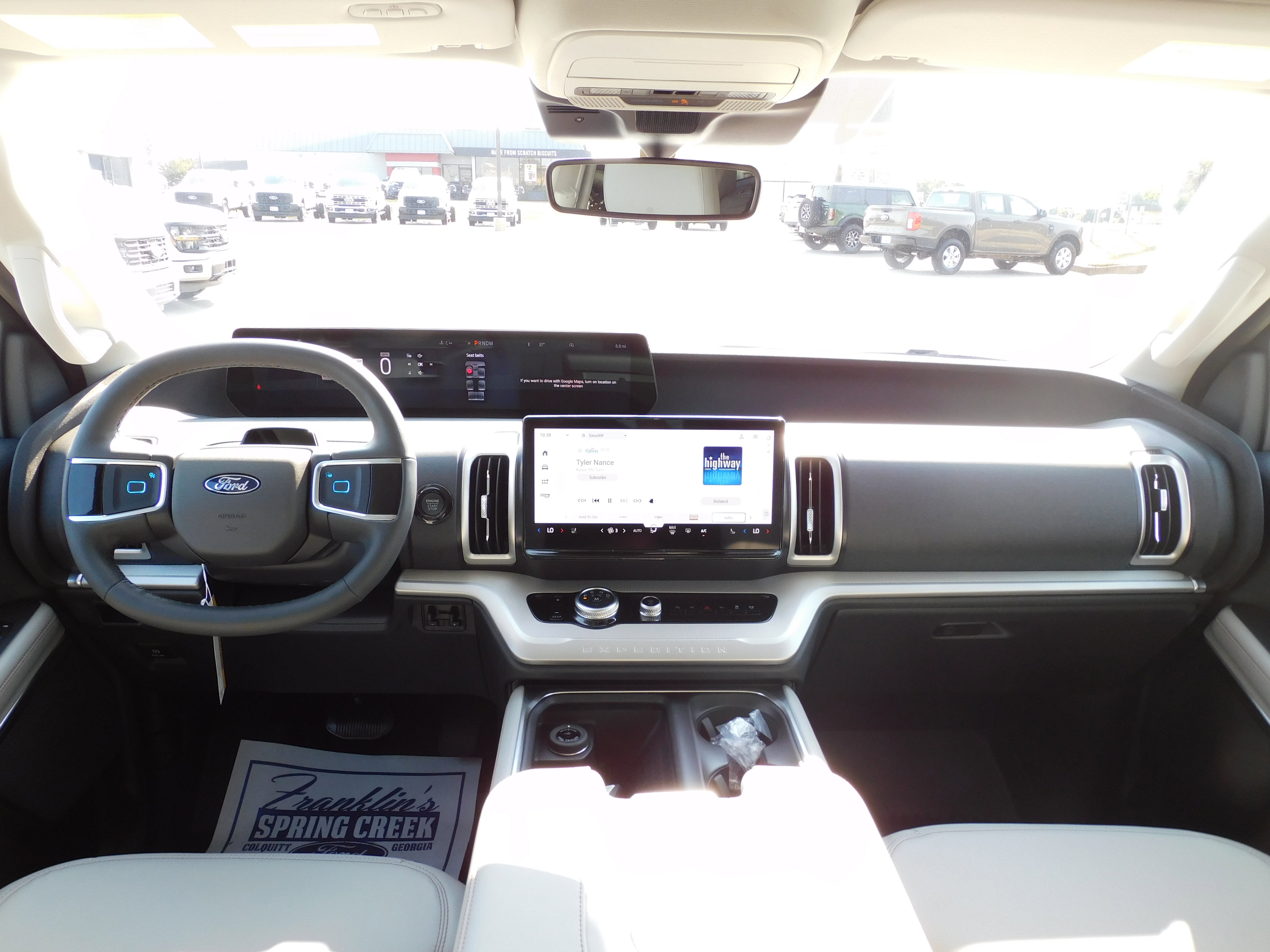 New 2025 Ford Expedition Active image 15