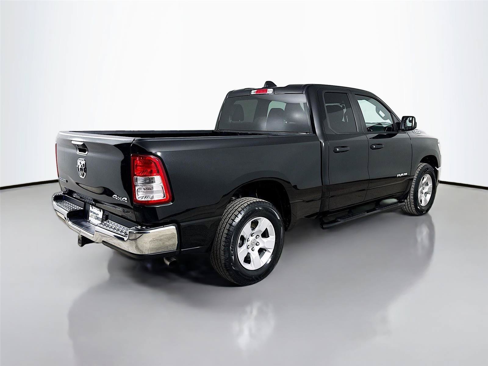 Used 2023 RAM 1500 Big Horn AWD/4WD image 9