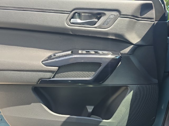 New 2026 Nissan Pathfinder Platinum FWD image 36