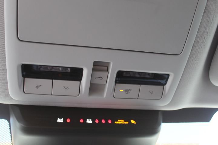 Certified 2025 MAZDA CX-90 Plug-In Hybrid w/ Preferred image 29