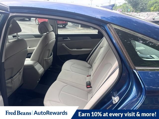 Used 2015 Hyundai Sonata SE FWD image 9