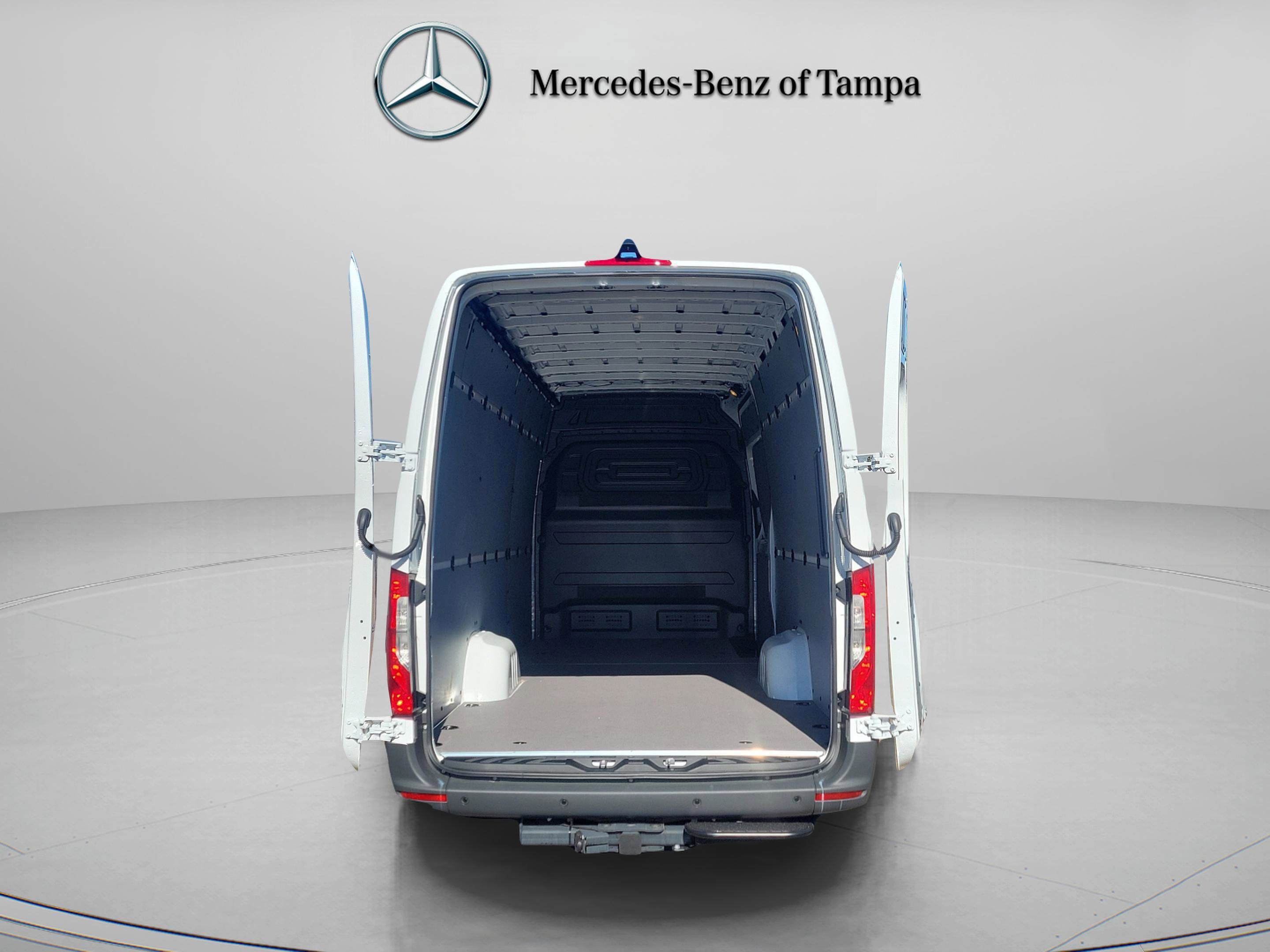Used 2026 Mercedes-Benz Sprinter 2500 image 25