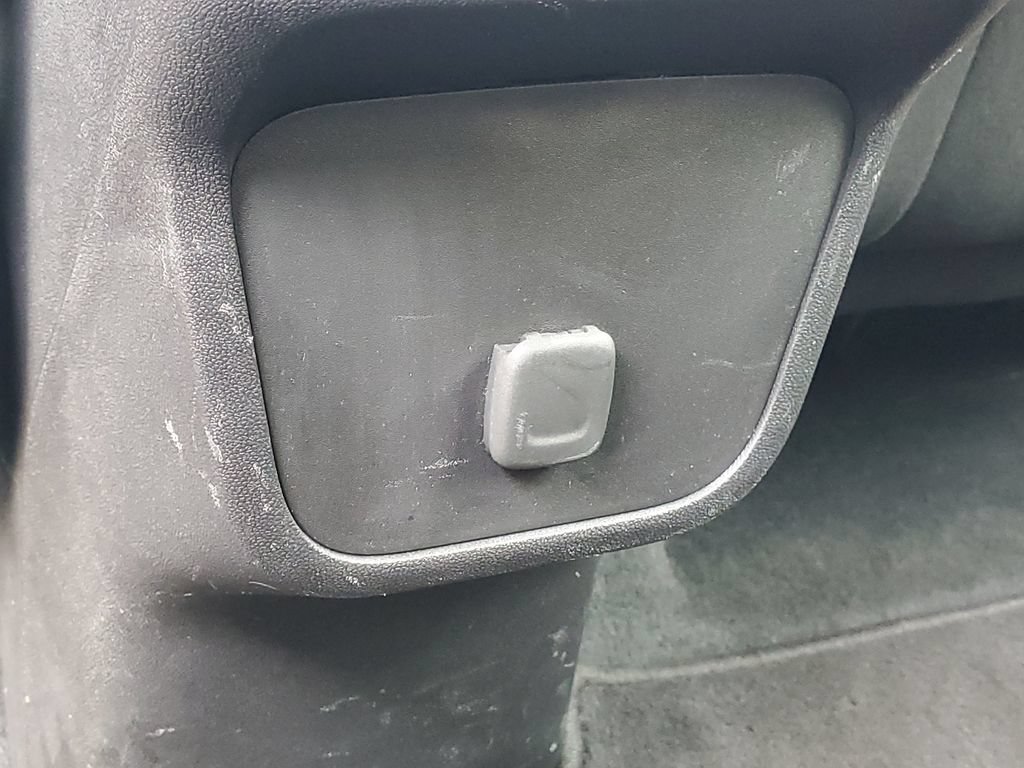 Used 2018 Chevrolet Equinox LT AWD/4WD image 27