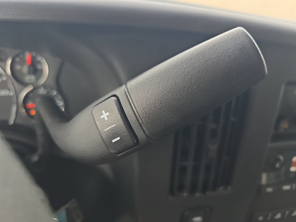New 2026 GMC Savana 2500 w/ Driver Convenience Package RWD image 20