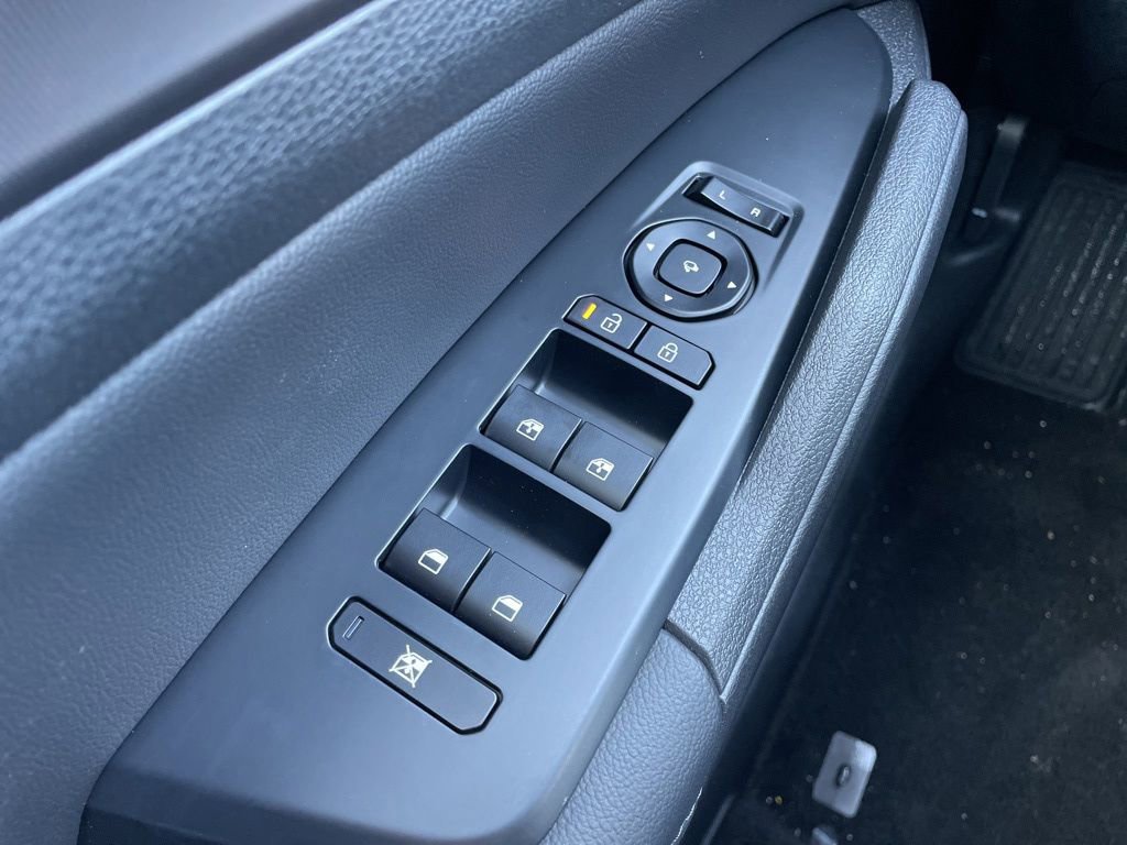 New 2026 Kia Sportage SX image 23