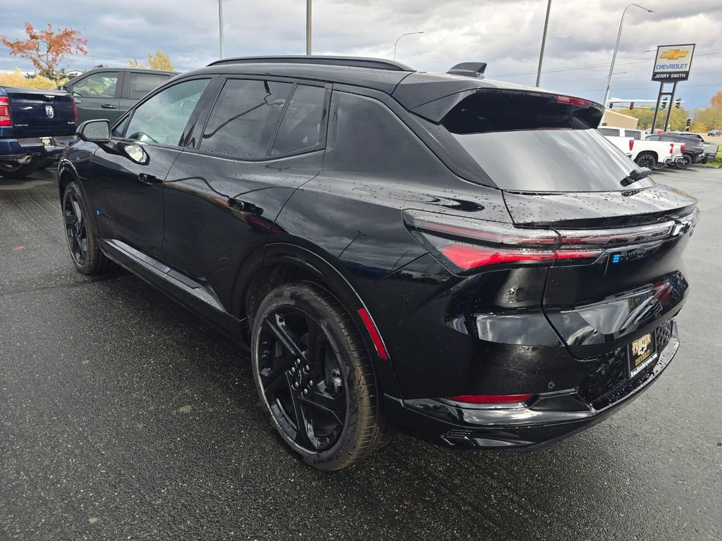 New 2026 Chevrolet Equinox EV RS image 6