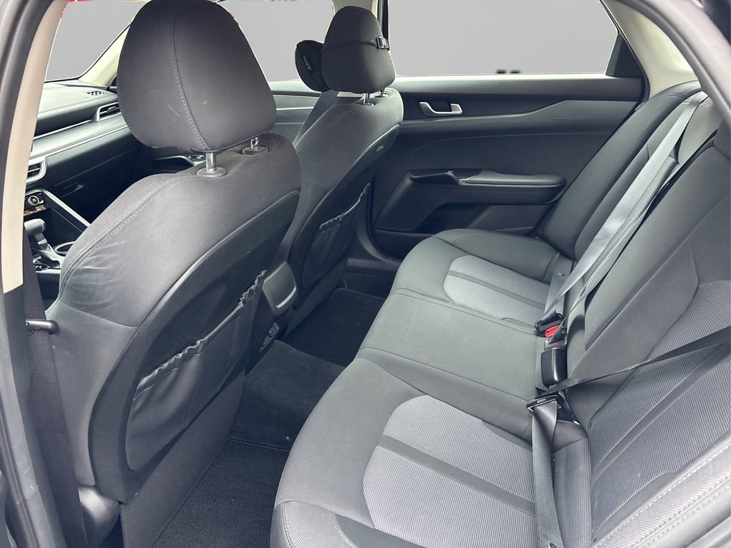Used 2022 Kia K5 LXS image 10