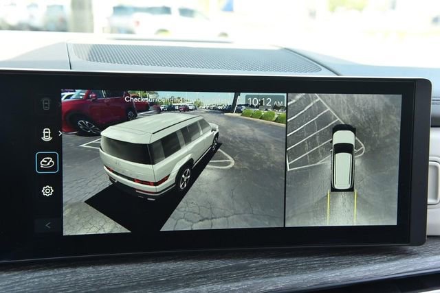 Used 2025 Hyundai Santa Fe Limited FWD image 14