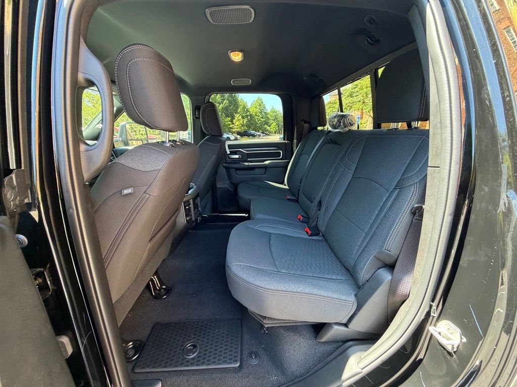 New 2026 RAM 2500 Big Horn AWD/4WD image 12