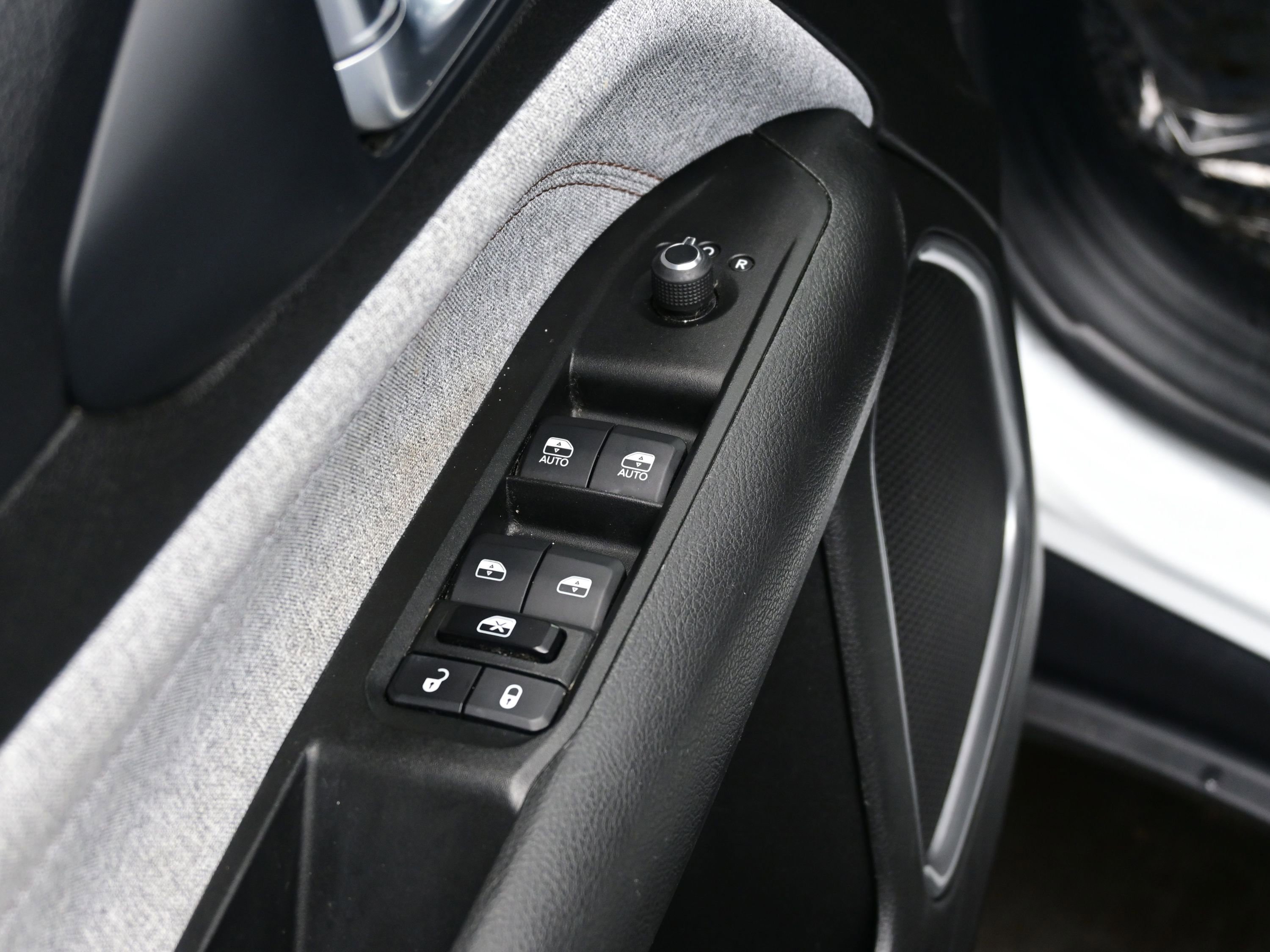 Used 2022 Jeep Compass Latitude image 10