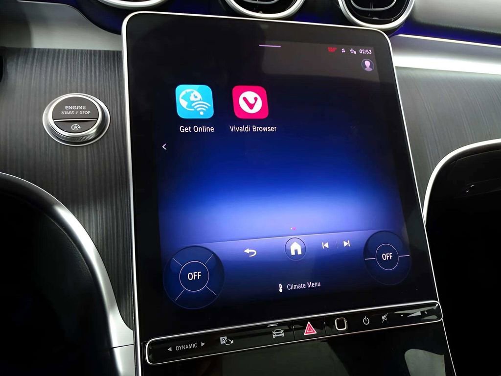 Used 2025 Mercedes-Benz C 300 4MATIC Sedan image 13