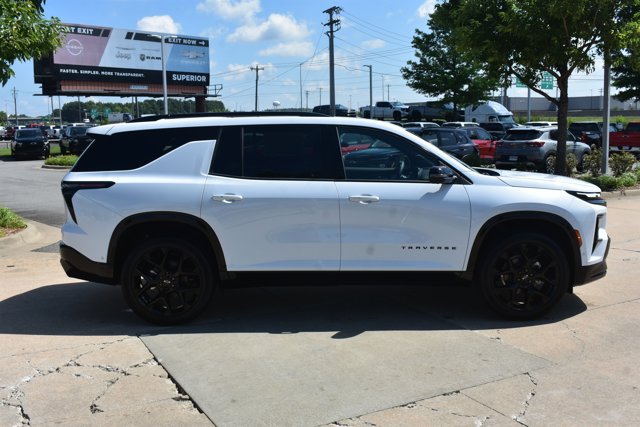 New 2026 Chevrolet Traverse RS w/ LPO, Floor Liner Package AWD/4WD image 4