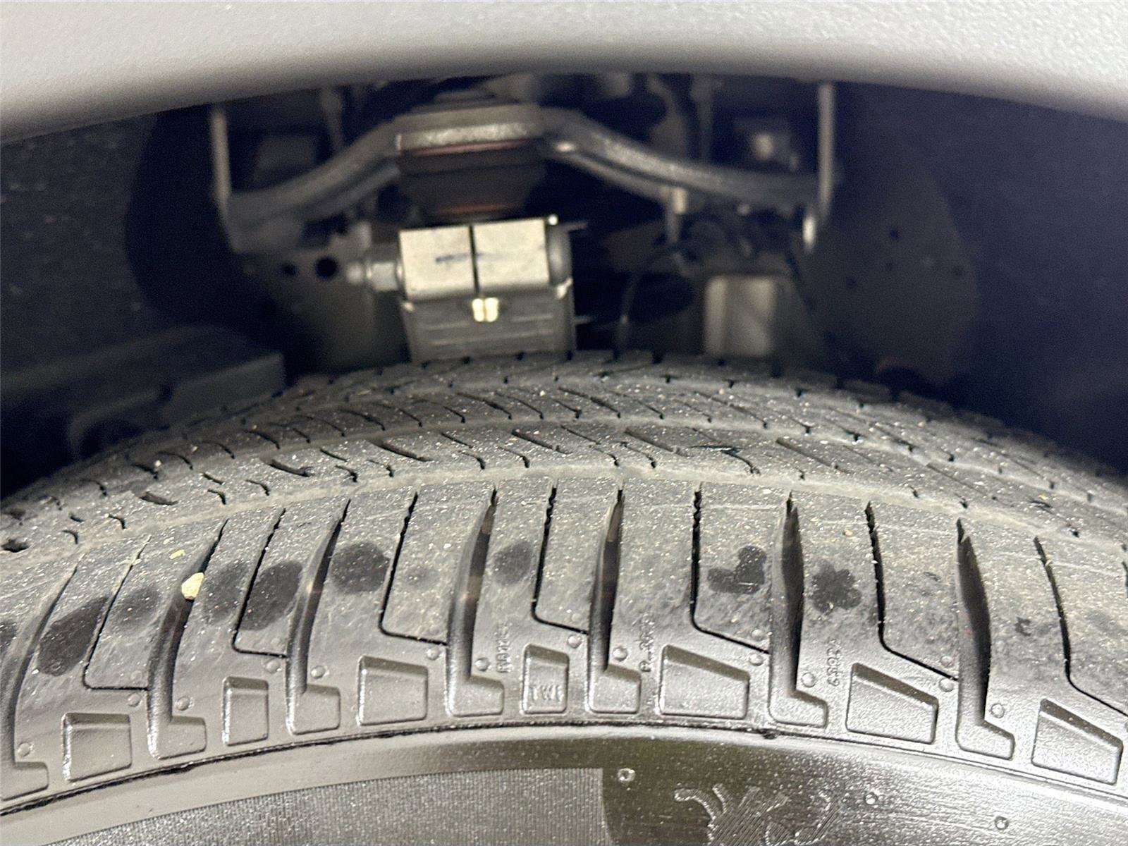 Used 2026 Tesla Model Y Long Range image 36