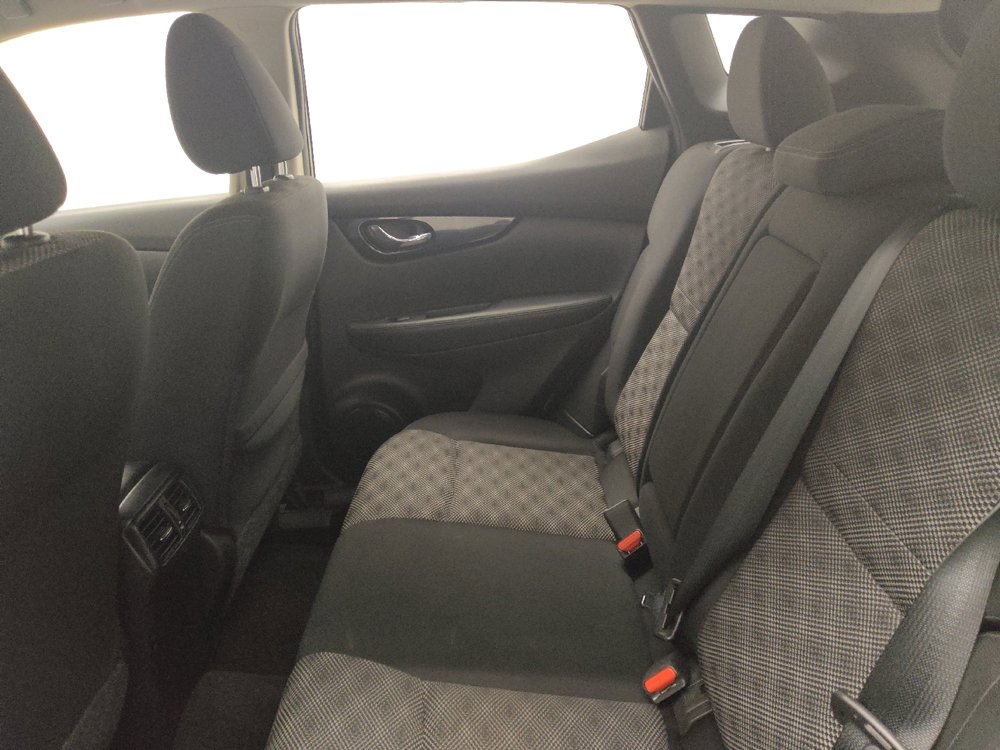 Used 2020 Nissan Rogue Sport SV AWD/4WD image 18