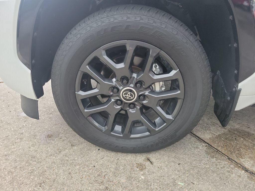 Certified 2024 Toyota Sequoia Platinum AWD/4WD image 43