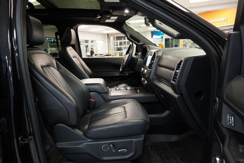 Used 2021 Ford Expedition Max Limited image 37