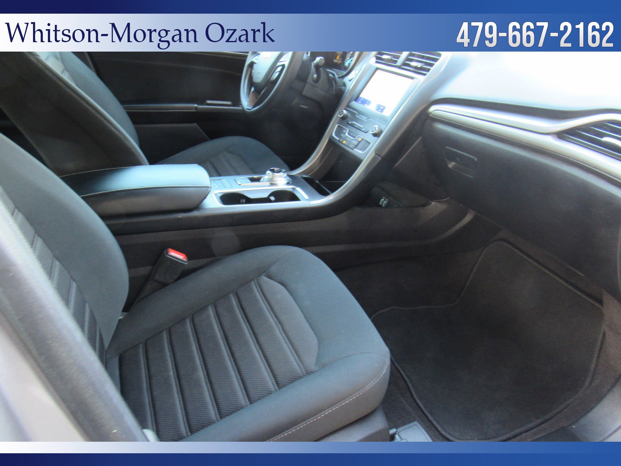 Used 2020 Ford Fusion SE image 28