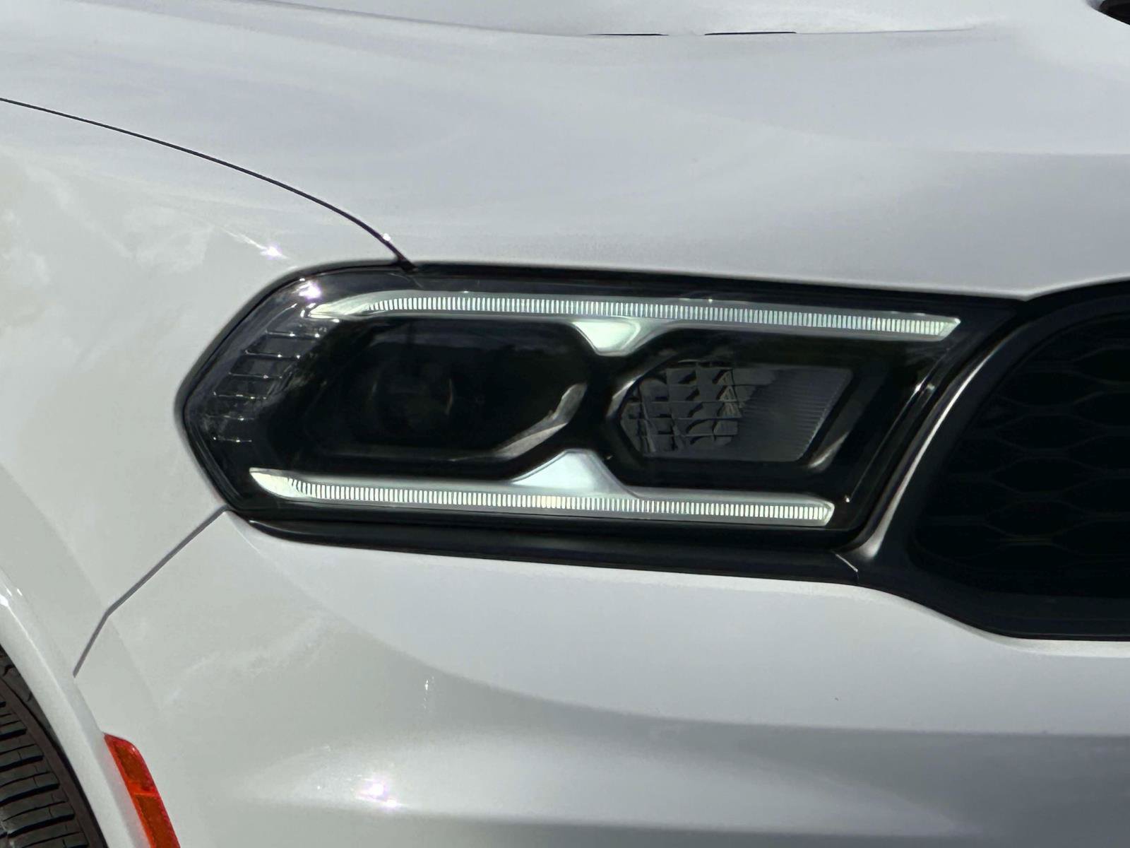 Used 2025 Dodge Durango R/T AWD/4WD image 8