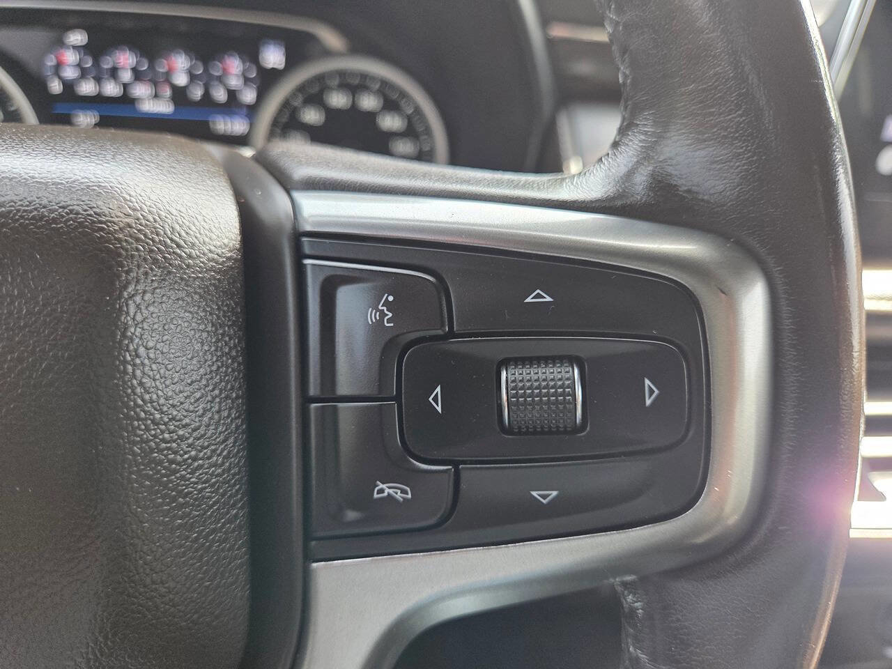 Used 2021 Chevrolet Tahoe Z71 w/ Z71 Off-Road Package image 22