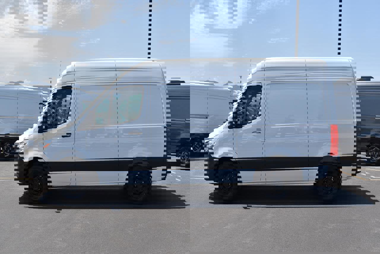 New 2025 Mercedes-Benz Sprinter 2500 image 4