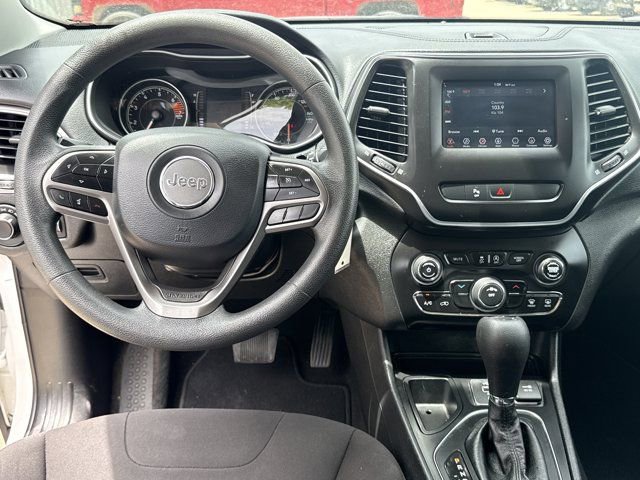 Used 2020 Jeep Cherokee Latitude FWD image 7