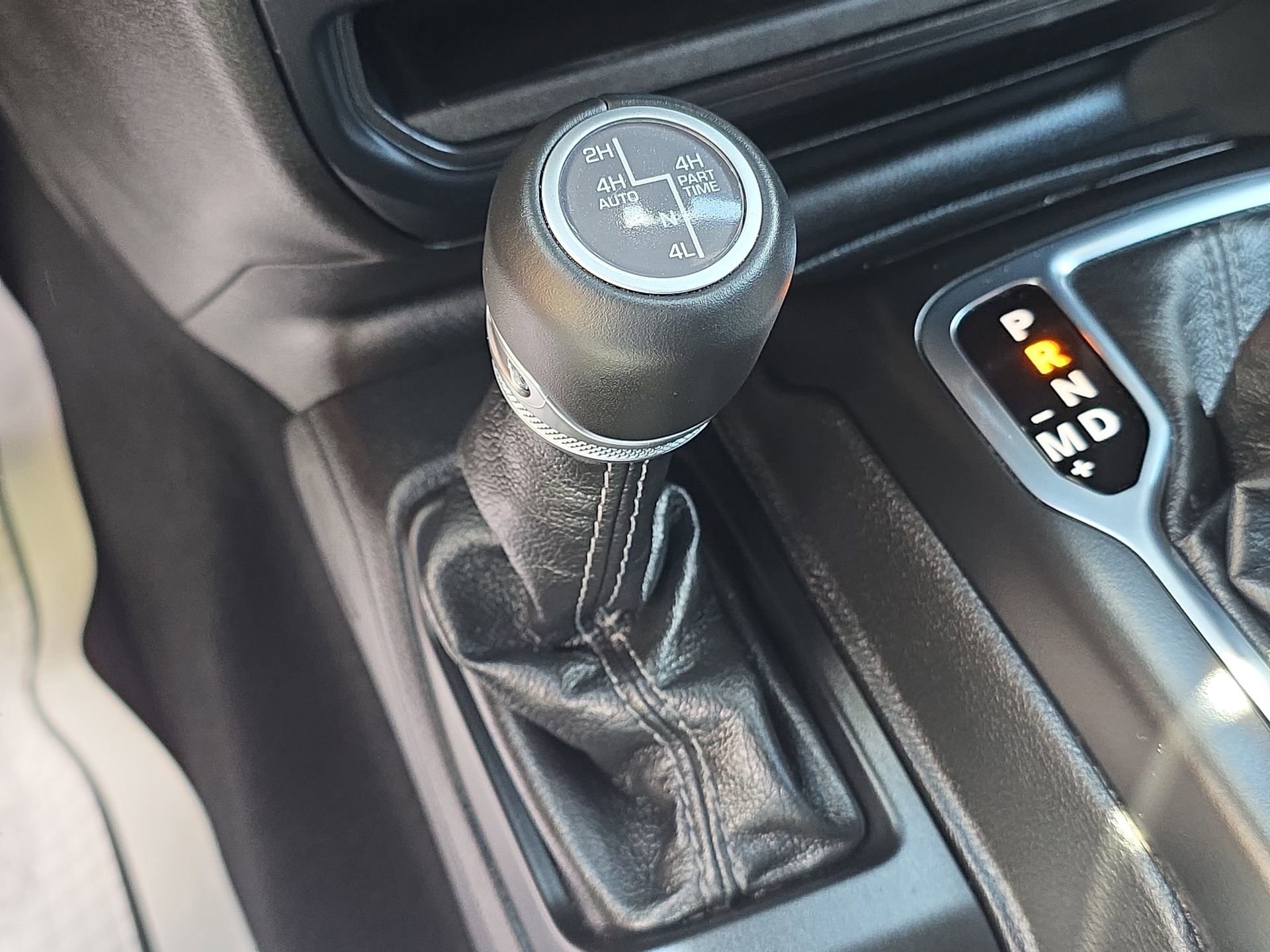 Used 2024 Jeep Wrangler Sahara w/ Technology Group image 51