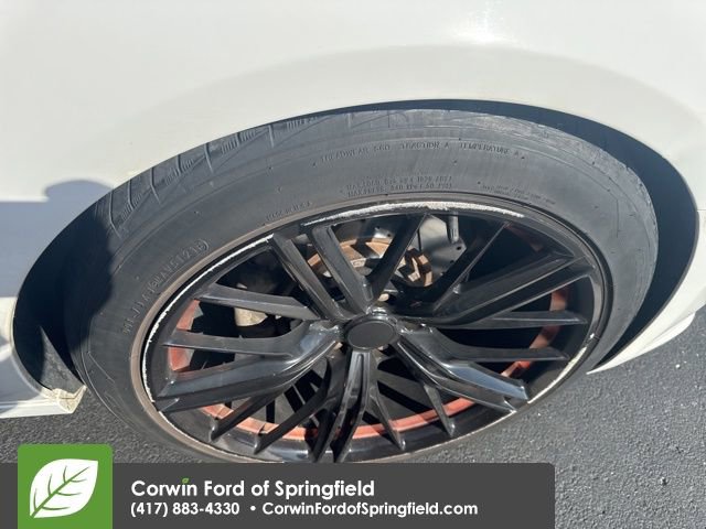 Used 2015 Chevrolet Camaro LT image 13