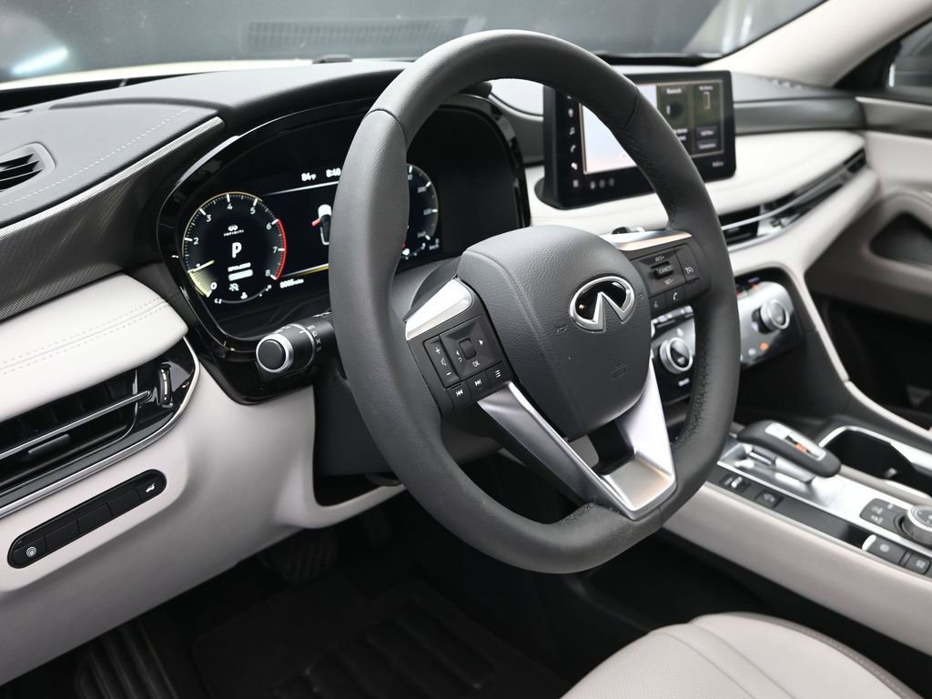 Used 2026 INFINITI QX60 Pure w/ Cargo Package image 12
