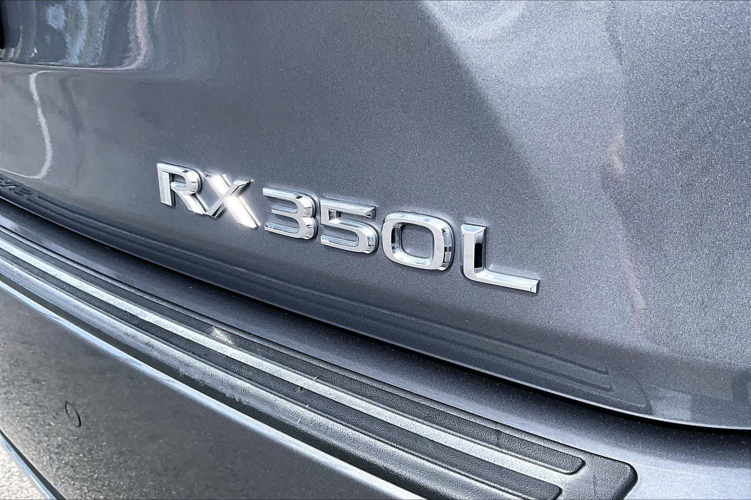 Used 2020 Lexus RX 350L FWD w/ Premium Package image 9