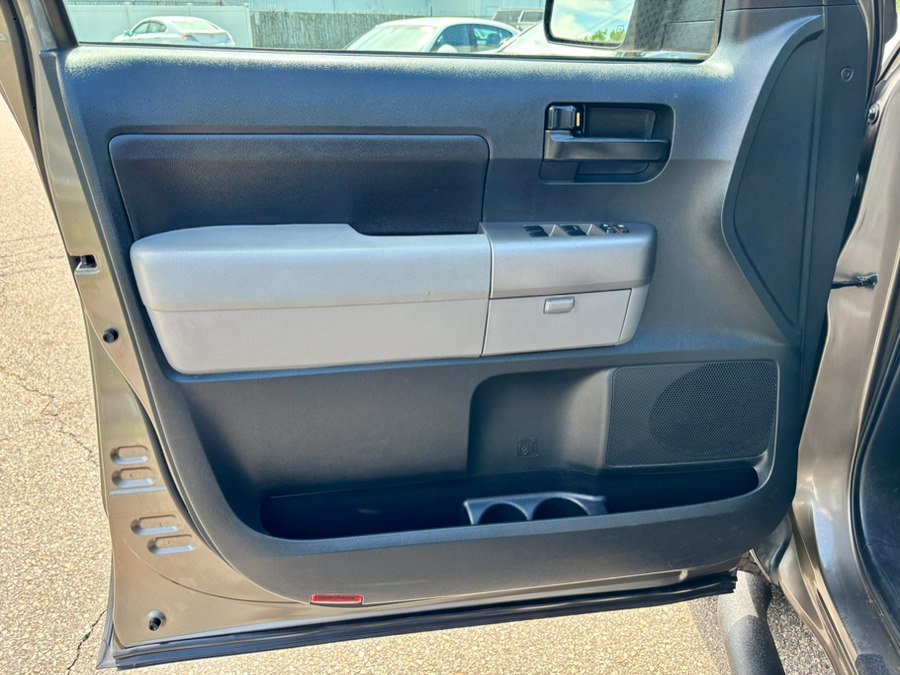 Used 2012 Toyota Tundra 4x4 Double Cab w/ TRD Off-Road Pkg image 9
