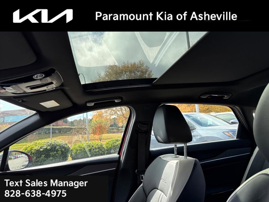 Used 2025 Kia K5 GT-Line w/ GT-Line Premium Package image 14