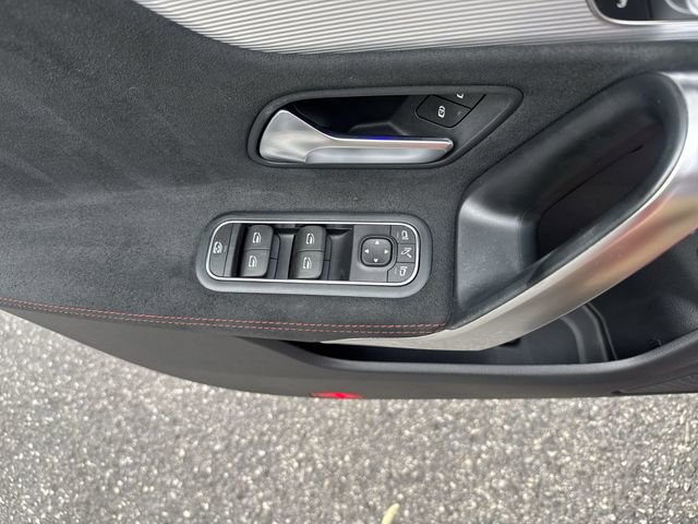 Used 2021 Mercedes-Benz CLA 250 image 26
