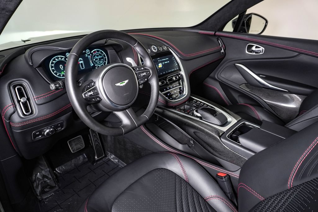 Used 2023 Aston Martin DBX AWD/4WD image 22