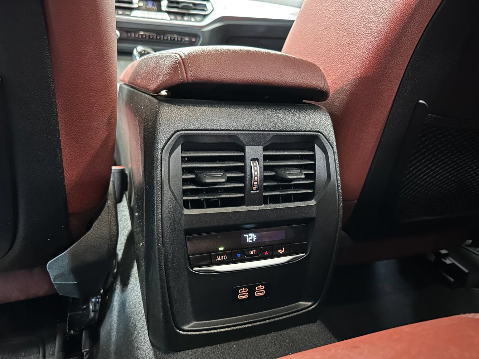 Used 2022 BMW 230i Coupe w/ Premium Package RWD image 16