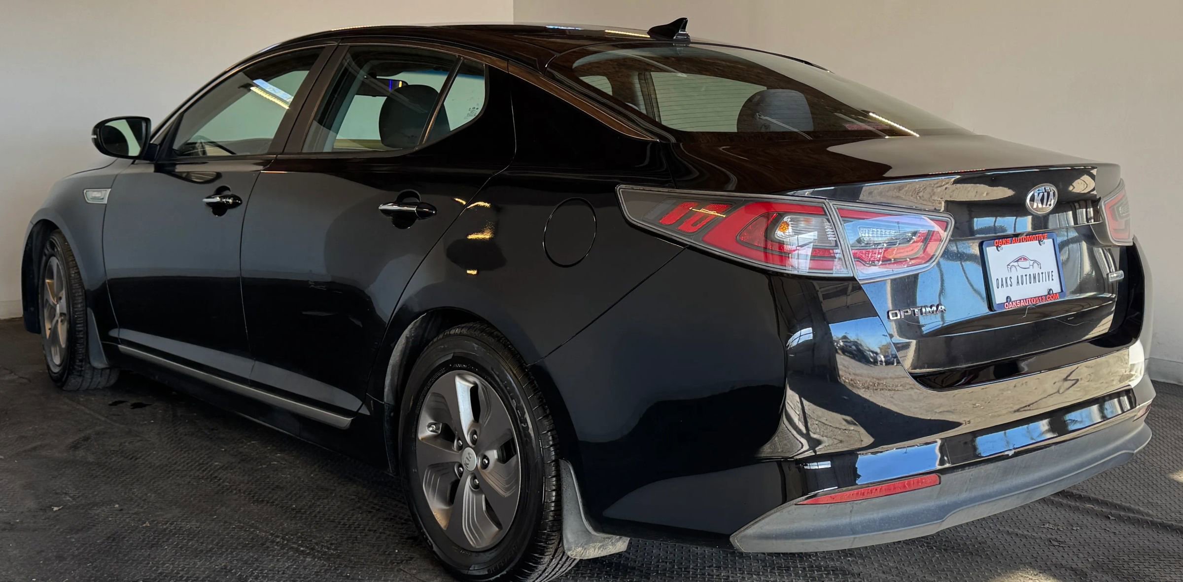 Used 2015 Kia Optima LX w/ Hybrid Convenience Package FWD image 7