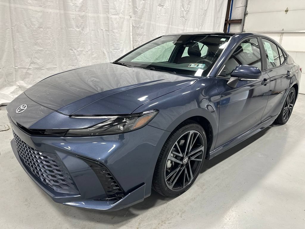 Used 2026 Toyota Camry XSE FWD image 3