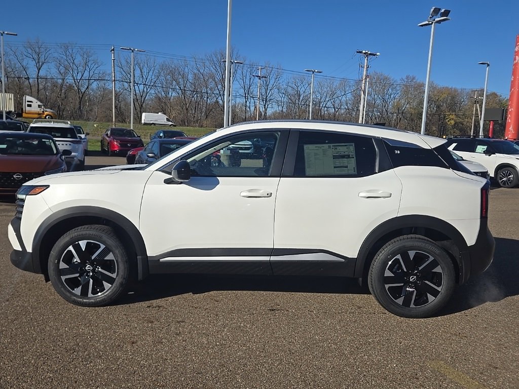 New 2026 Nissan Kicks SV image 4