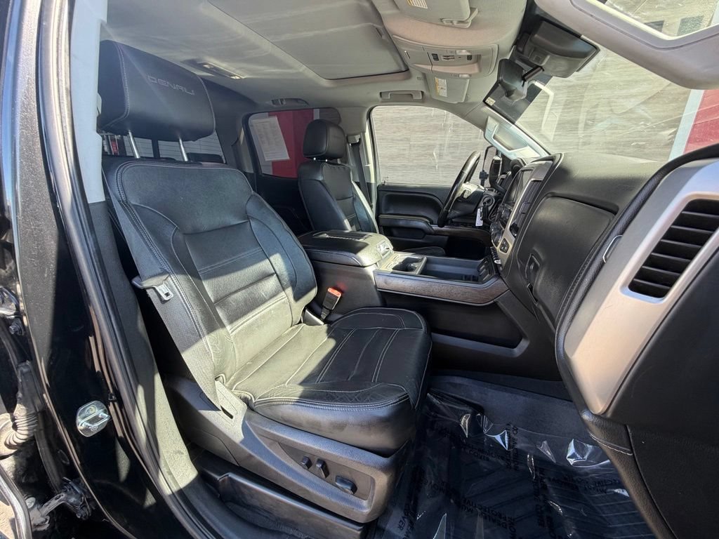 Used 2019 GMC Sierra 3500 Denali w/ Duramax Plus Package AWD/4WD image 34