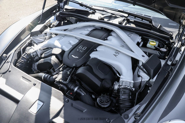 Used 2015 Aston Martin Vanquish Coupe RWD image 17