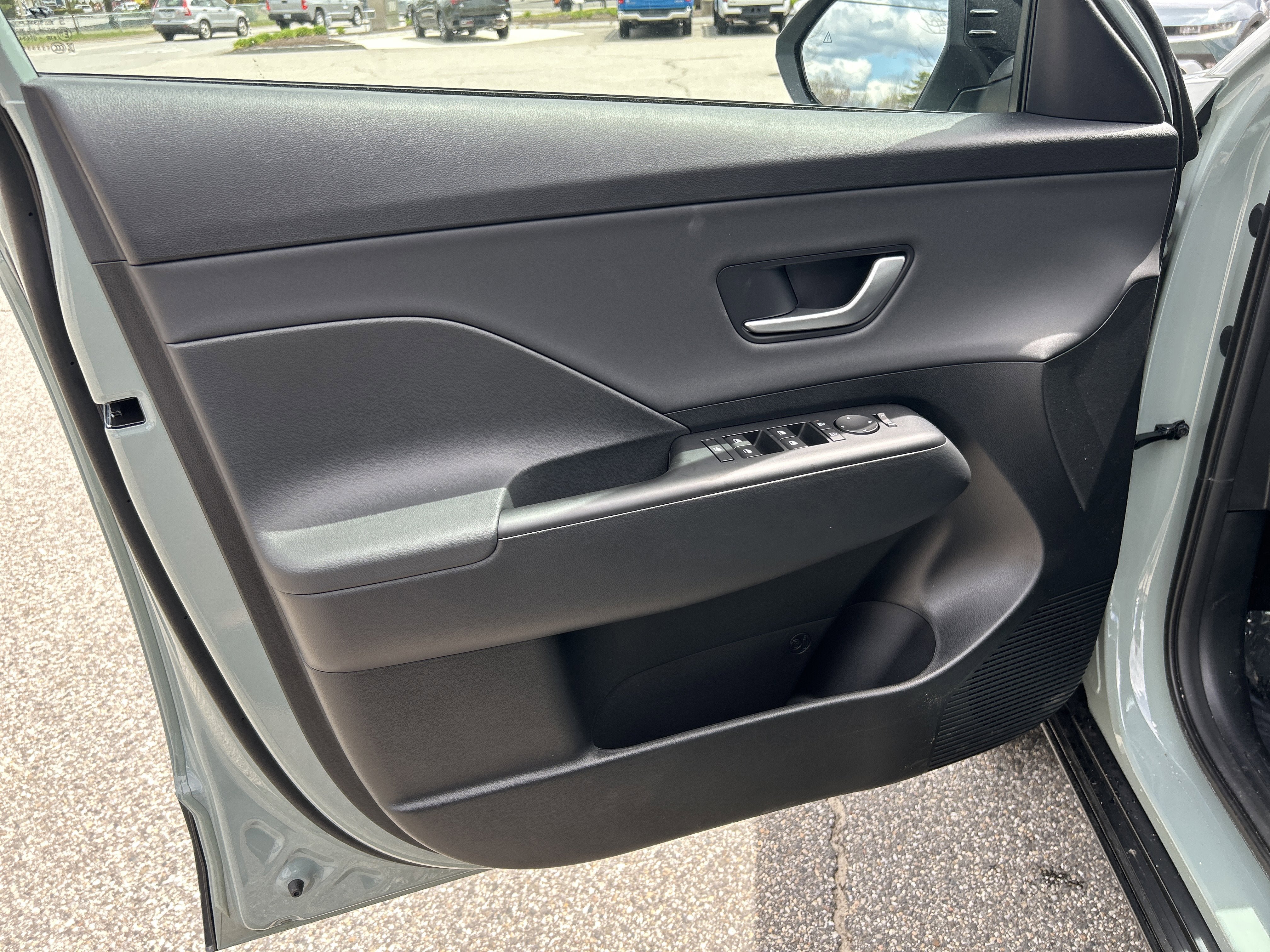 New 2026 Hyundai Kona SEL Premium AWD/4WD image 17