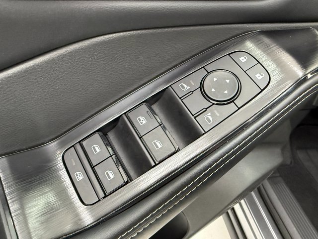 Used 2025 Nissan Rogue SV image 28